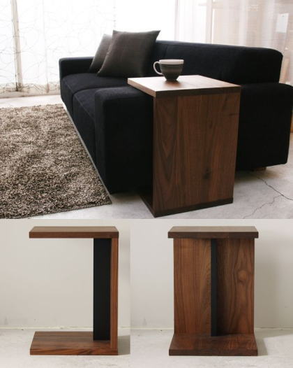 コの字型のサイドテーブル ウォールナットのすっきりシックなテーブル